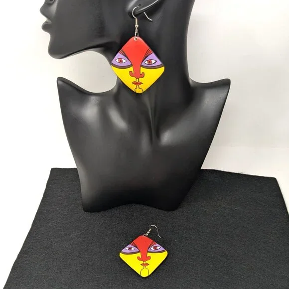 Artisan Painted Wood Dangle Earrings 80s Ethnic Tribal Mask 2" Vintage Festival - Picture 2 of 9